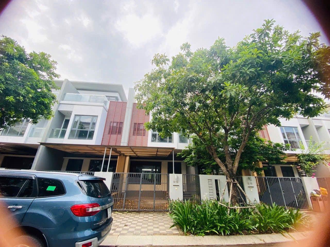 BDS HVL SIÊU HIẾM ! PHỐ ĐÔNG VILLAGE Q2 THÔ 6x18M 205M2 SÀN CHỈ 10.4 T