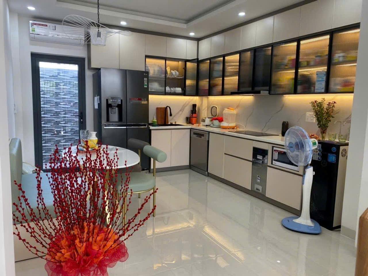 BDS   HVL [NC] NHÀ 50m2 3 Tầng Hoàn Công chuẩn LIÊN PHƯỜNG Q9 chỉ 7.9 