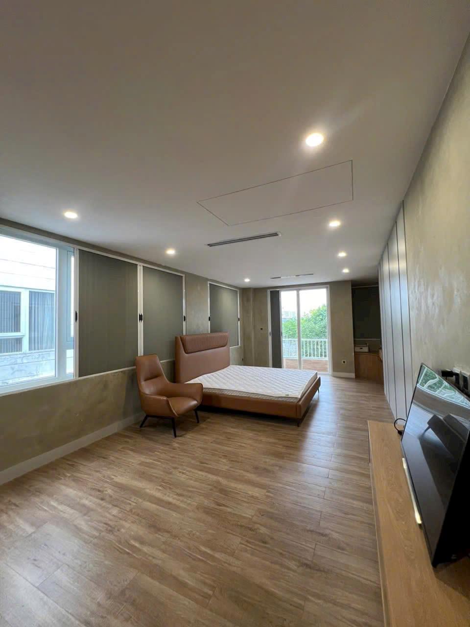 BDS HVL CHO THUÊ BIỆT THỰ GÓC FULL NT PARK RIVERSIDE LIÊN PHƯỜNG Q9 