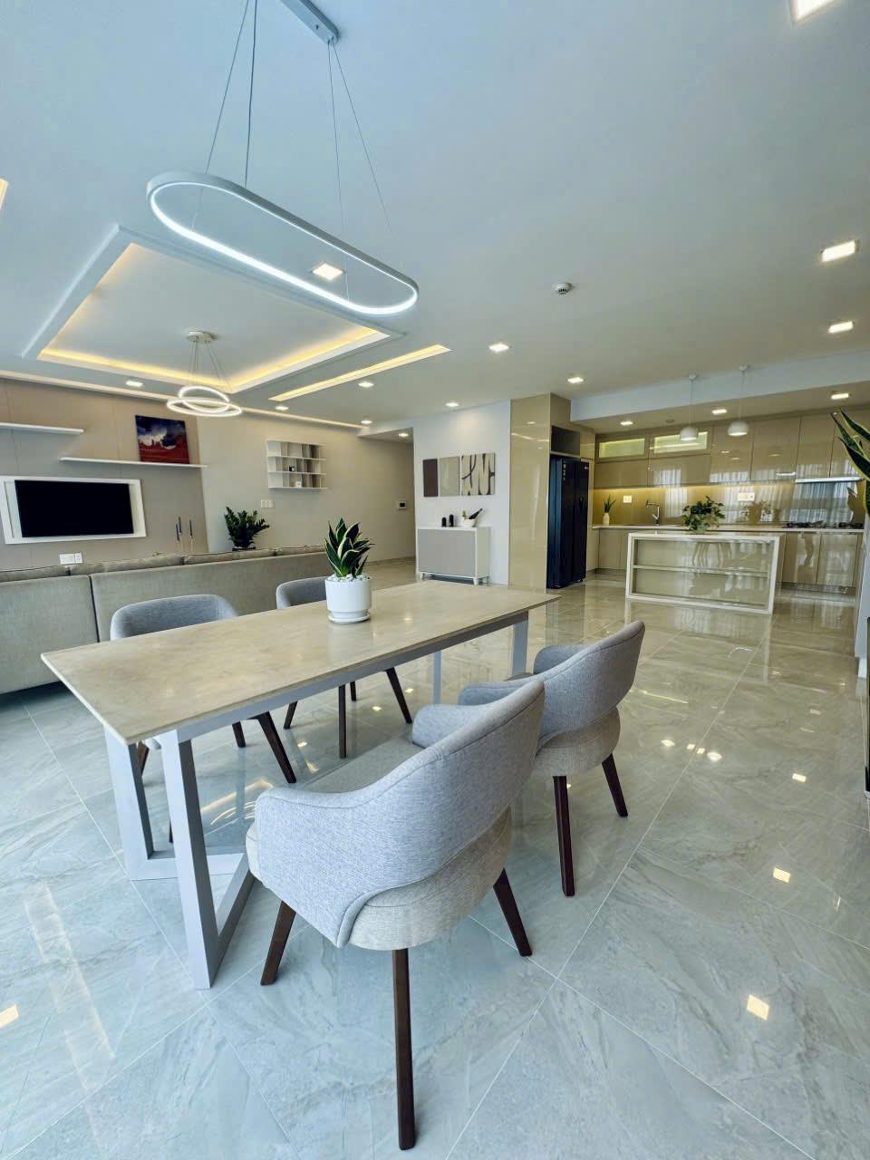 Cần bán gấp CHCC Happy Valley, Phú Mỹ Hưng, Quận 7