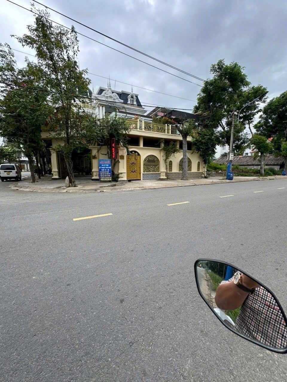 BDS HVL CƠ HỘI DÀNH CHO AC ĐANG MUỐN SỞ HỮU HAI LÔ BIỆT THỰ LIỀN KỀ