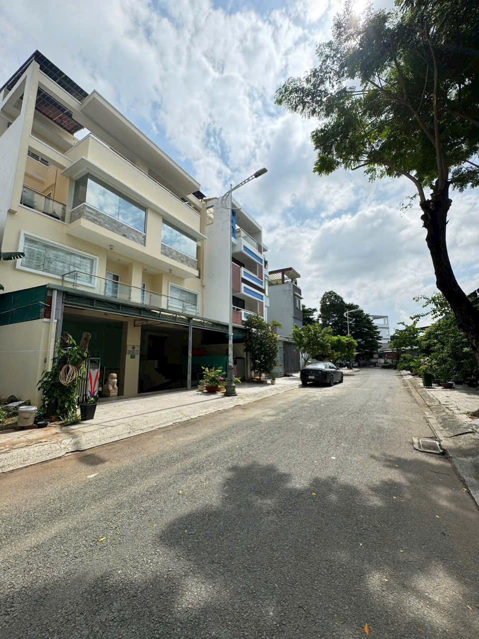BDS HVL [NC] BÁN LÔ D30 ĐÔNG THỦ THIÊM Q2 6x22m CHỐT 12.8 tỉ 