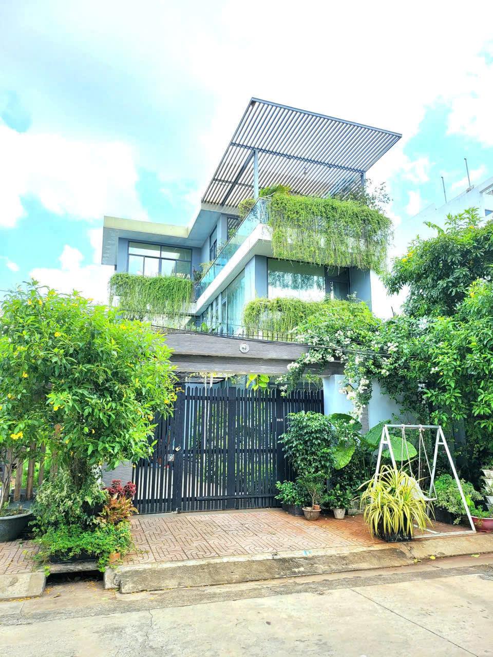 BDS HVL Chính Chủ gửi bán Biệt thự đẹp KDC VIP , P .Bình Trưng Tây,Q.2