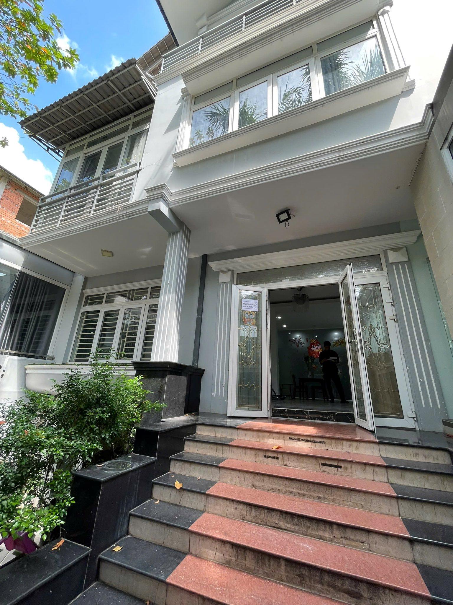 BDS HVL CHO THUÊ VILLA 19 ĐƯỜNG 53 KDC HÀ ĐÔ Q2 15x18M 1T3L
