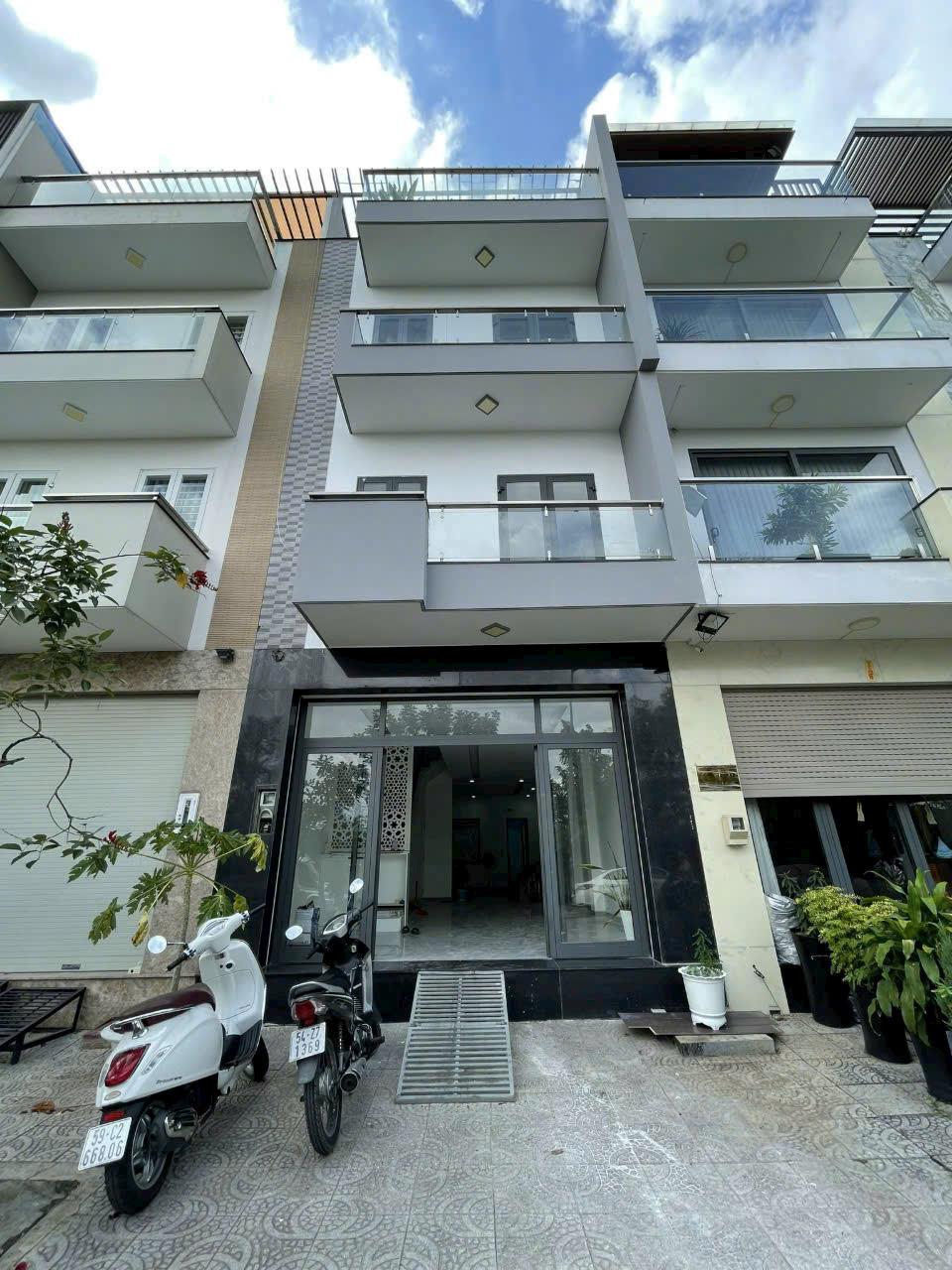 BDS HVL Nhà mặt tiền đường  20 m- N8 khu dân cư Jamona City