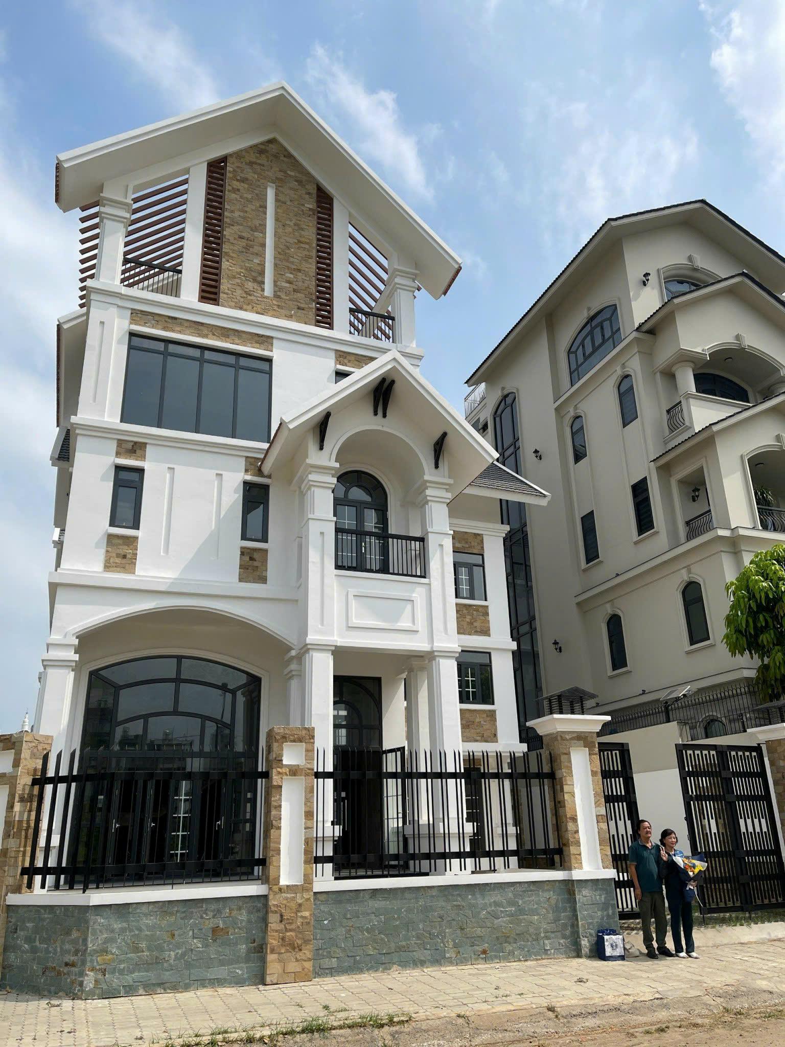 BDS HVL CHÍNH CHỦ CHO THUÊ BIỆT THỰ THẠNH MỸ LỢI VILLAS GÓC 2 MẶT TIỀN