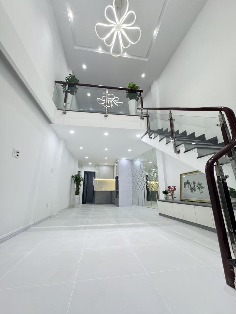 NHÀ 4 TẦNG GẦN NGUYỄN THỊ ĐỊNH QUẬN 2 - CHỈ NHỈNH 5 TỶ