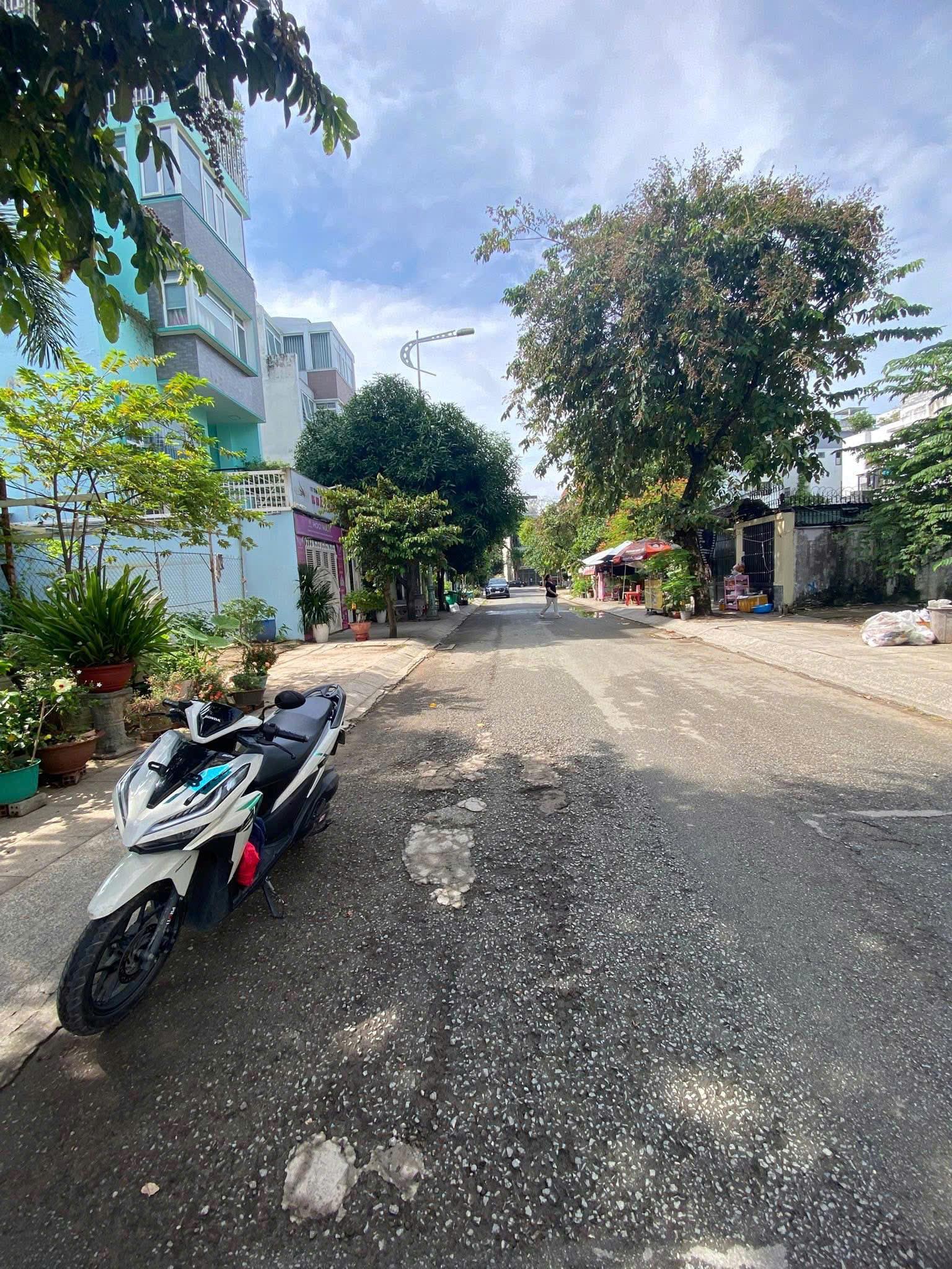 BDS HVL 🏡 Nhà 4 Tầng khu Đông Thủ Thiêm – gần The Global City