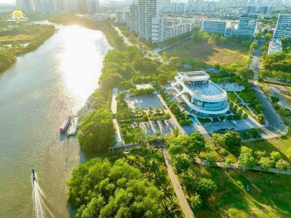 Cho thuê gấp biệt thự Mỹ Giang, Phú Mỹ Hưng, Quận 7