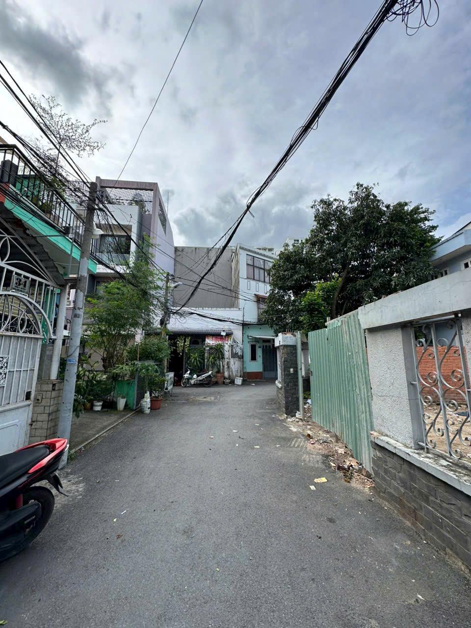BDS HVL [NC] Cần bán nhanh 3 lô đất mt đường 14 phường bình trưng Tây 