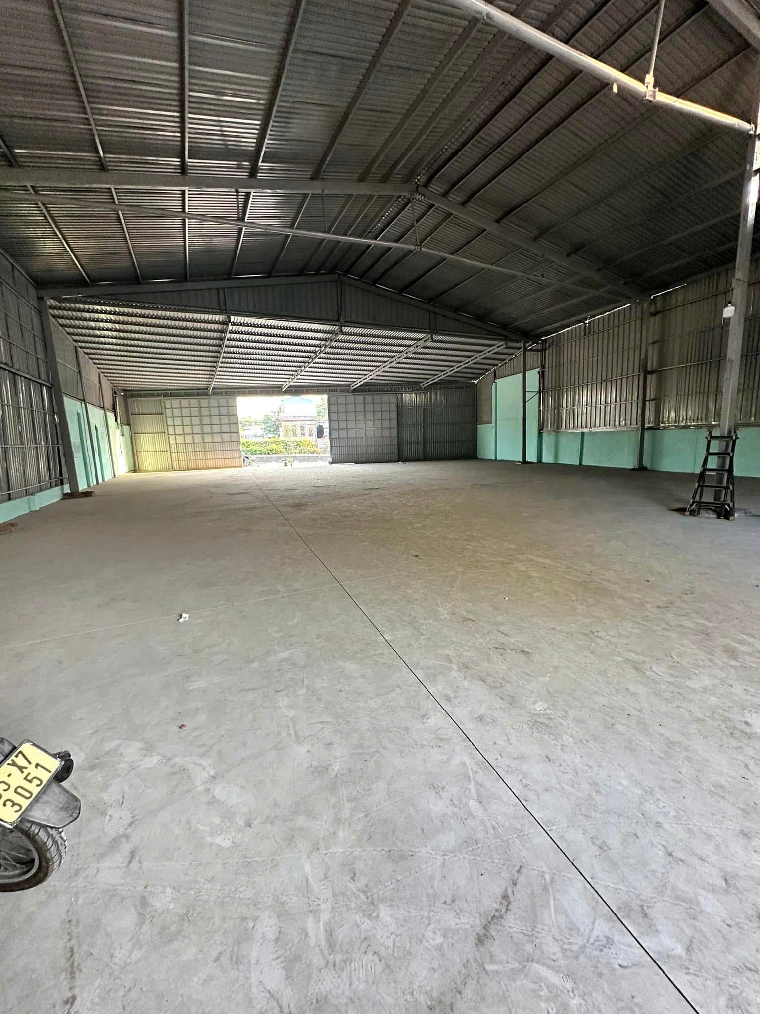 BDS HVL [NC] 600m2 KHO cho thuê xửơng mặt tiền Quốc lộ 1A 