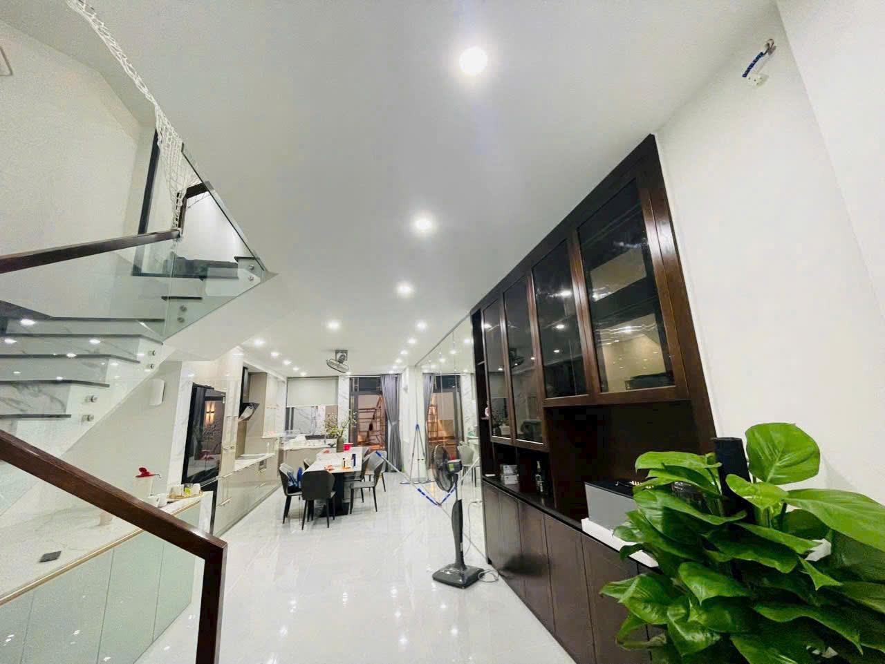 BDS  HVL Bán nhà MT kinh doanh đường 359, trung tâm Phước Long B Q9