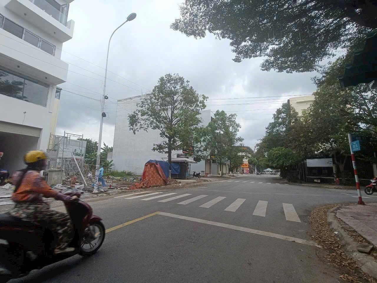 BDS HVL Nhanh chân ae- Big C - Dĩ An - Tphcm Gs15 còn lô sốc   