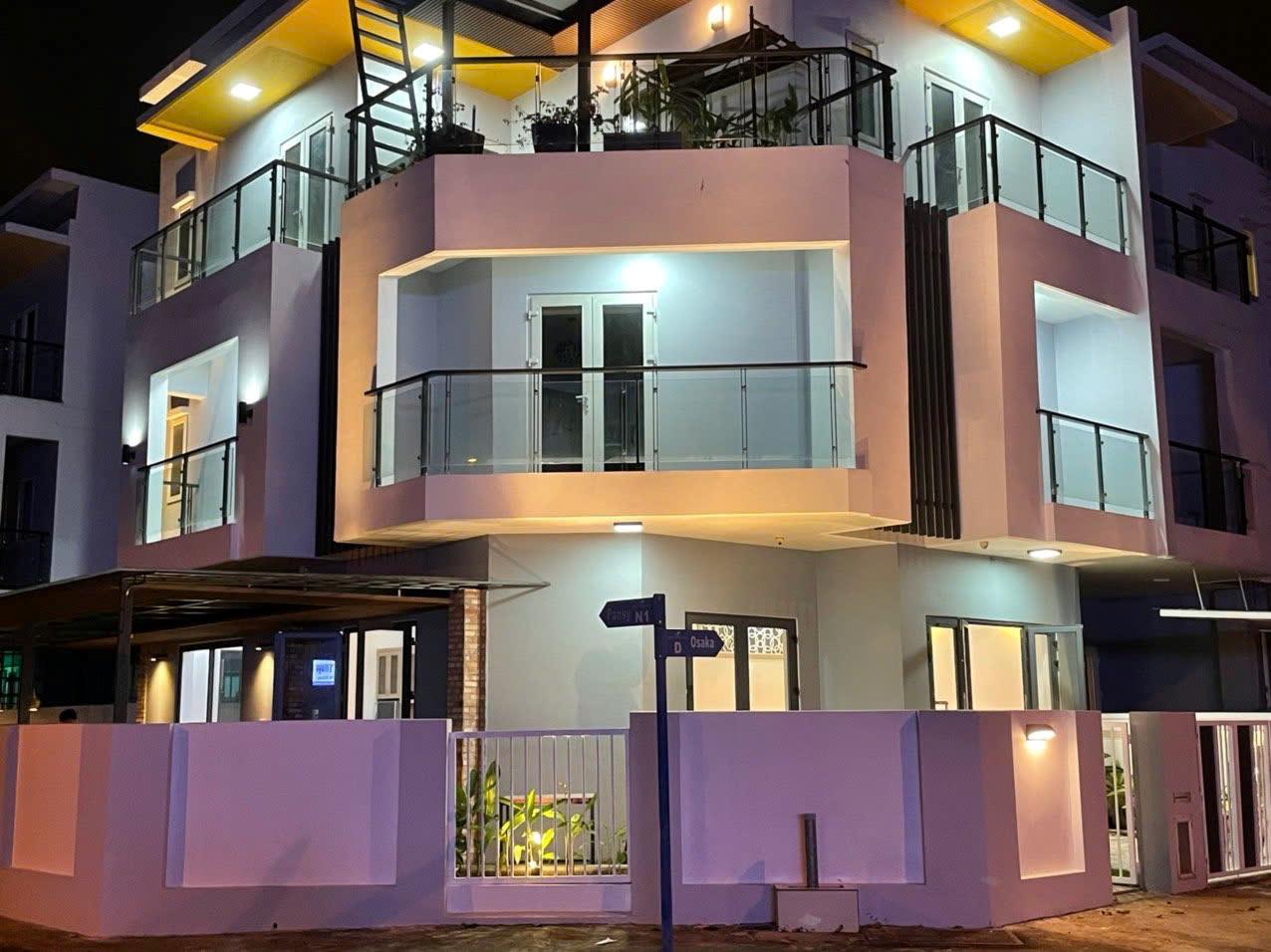 BDS  HVL NC- BÁN BIỆT THỰ GÓC 2MT KDC MEGAVILLGE, PHÚ HỮU Q9 