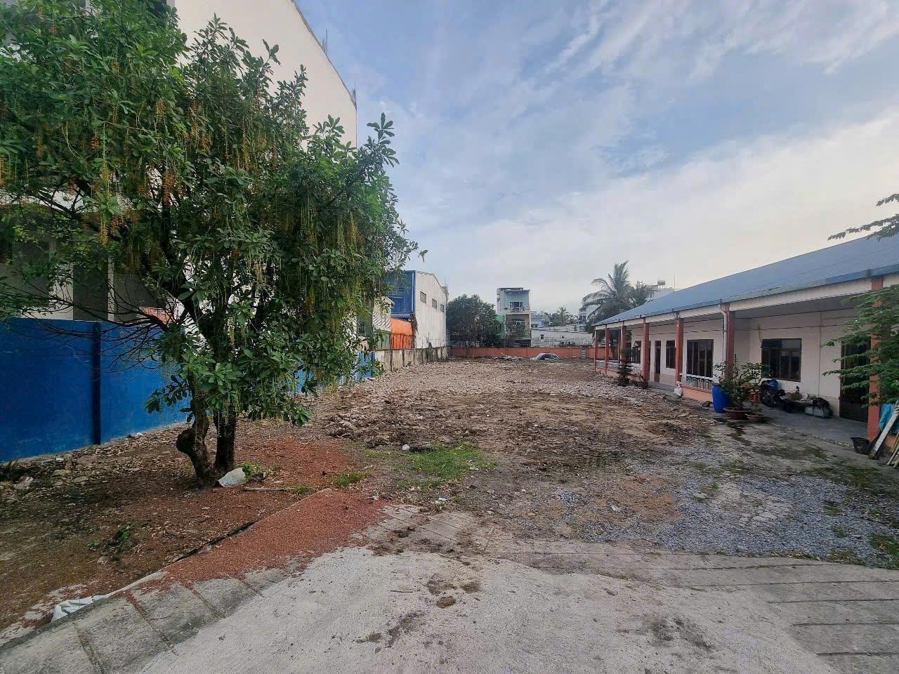 BDS HVL [NC] CHO THUÊ 1648m2 ĐẤT LINH ĐỘNG GIÁ 170 triệu/tháng  