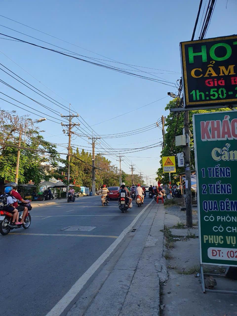 BDS HVL Vị trí: Số 282 Hoàng Hữu Nam , Long thạnh Mỹ ,Q9   