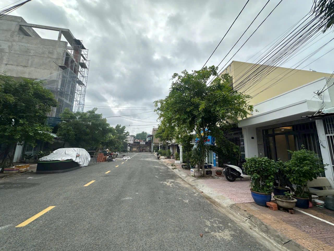 BDS HVL BÁN NHÀ ĐƯƠNG 13 Phước Bình Q9 Giá 8.6 tyt  