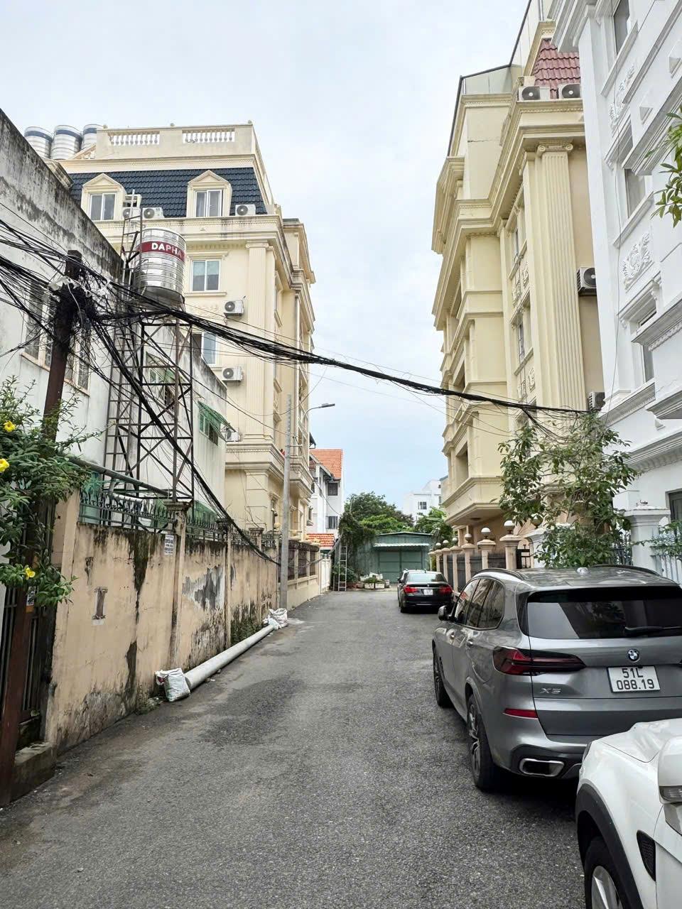 BDS HVL ĐẤT 216 NG VĂN HƯỞNG Q2 GIÁ TỐT 