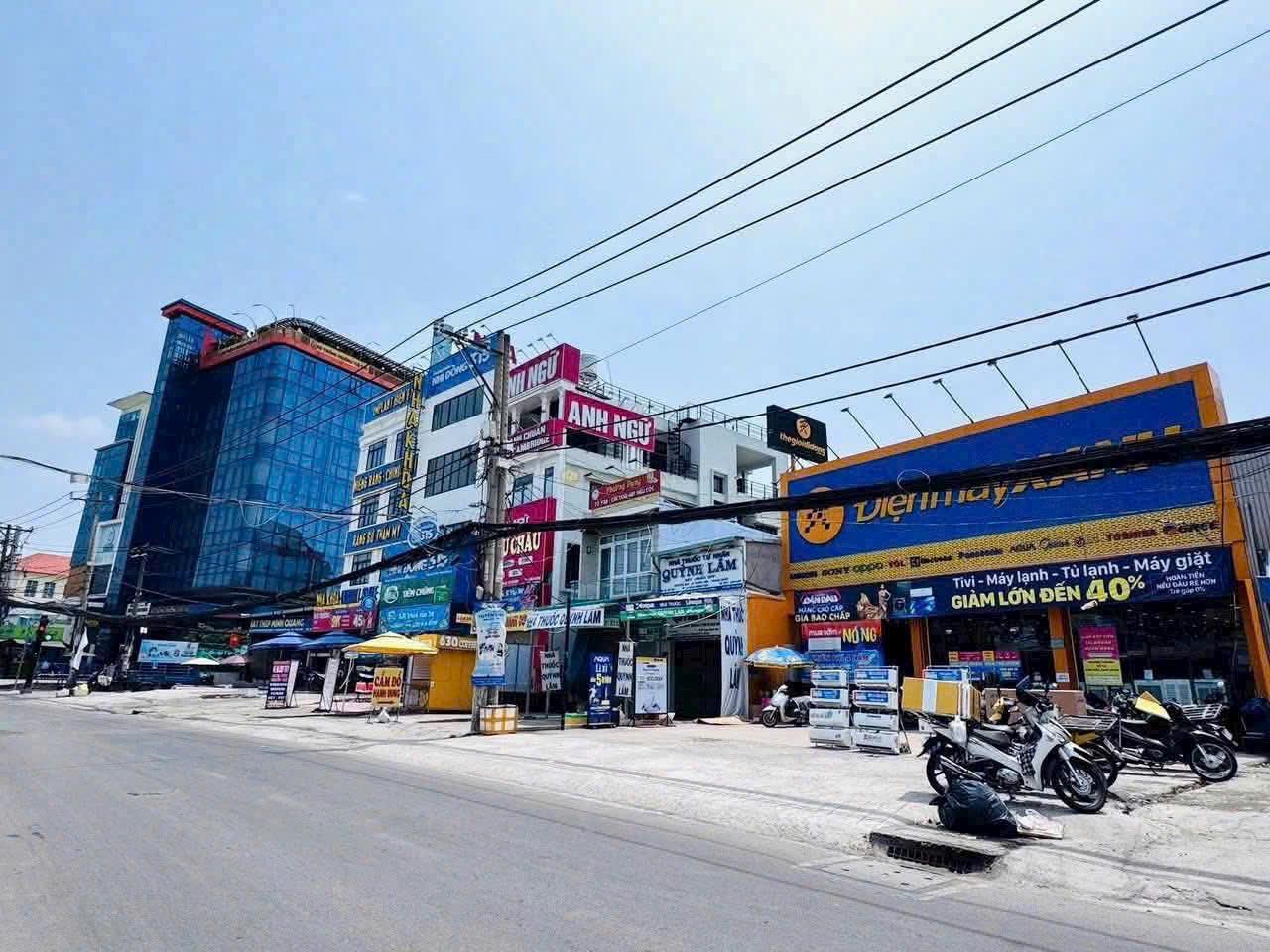 BDS  HVL  BÁN 3 CĂN NHÀ MẶT TIỀN NGUYỄN THỊ ĐỊNH, Q2 – TP. THỦ ĐỨC  📍
