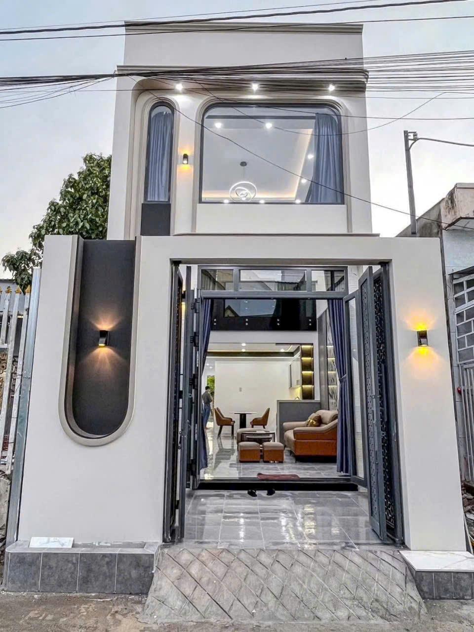 🔥 NHÀ GÁC LỬNG MỚI XÂY 1 TỶ 780 THƯƠNG LƯỢNG – DỌN VÀO Ở NGAY GẦN KDL