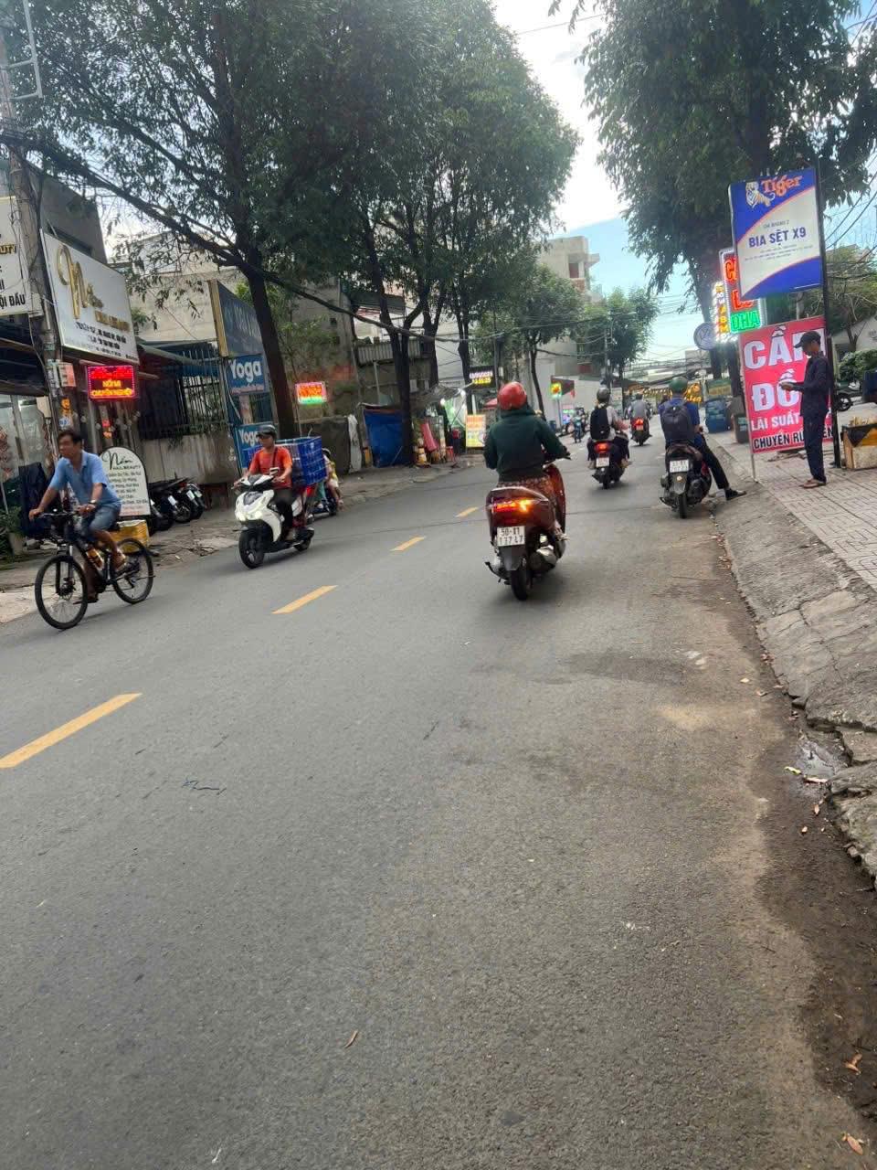 BDS HVL BÁN MTKD LÀNG TĂNG PHÚ Q9 giá 13.5 tỷ  