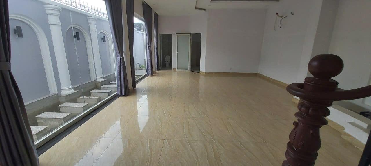 BDS HVL CG:CHO THUÊ BT 8x25M 5PN CÓ MÁY LẠNH KDC KHANG ĐIỀN INTRESCO 