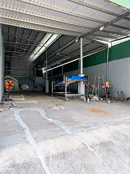 Cho thuê kho xưởng trong KDC hẻm xe tải Đường số 22, Linh Đông