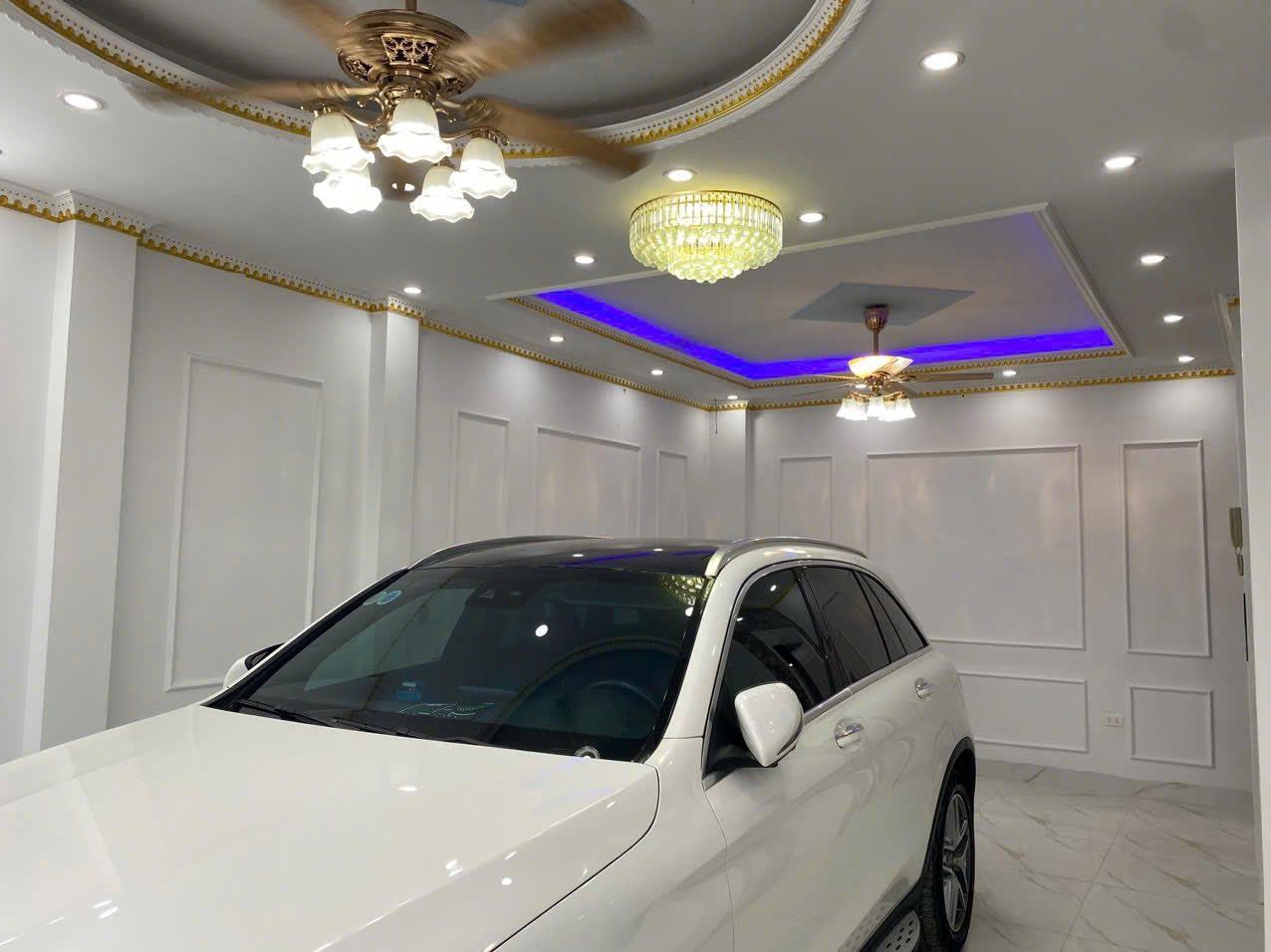 bán nhà phố bế văn đàn, 56m 5 tầng có thang máy, ô tô tránh , kd đỉnh