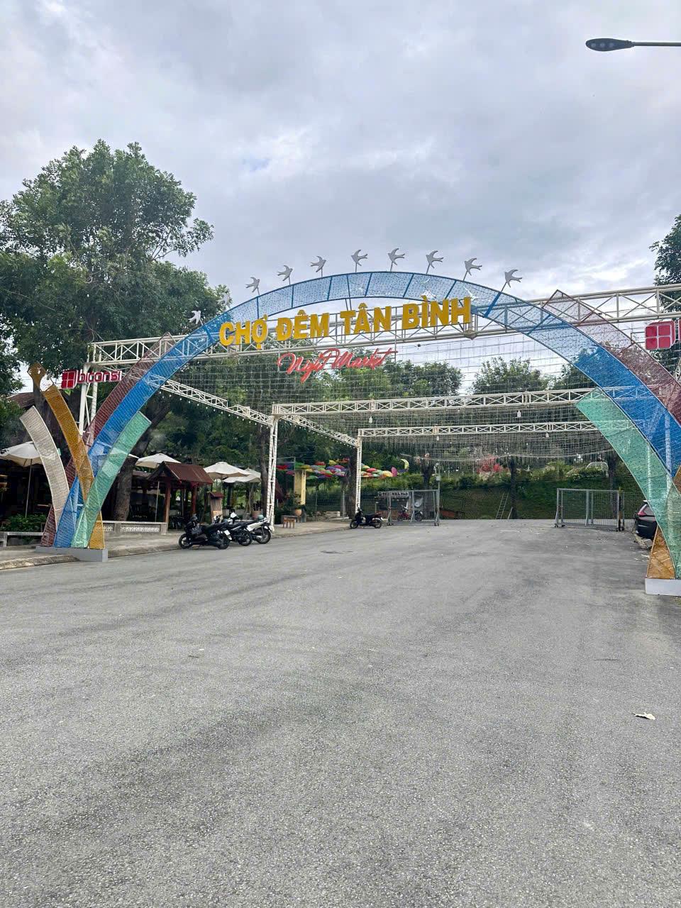 BDS HVL Hàng VIP - Đất xây Biệt Thự Biconsi Gần 400m2 Thổ cư Full   