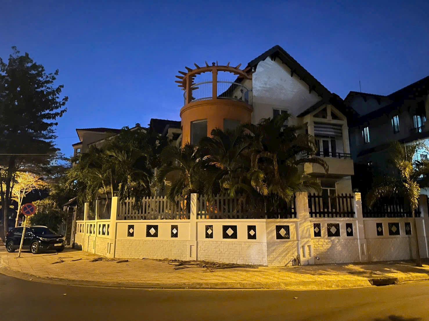 BDS HVL [NC] Villa Góc 2MT An Phú- An Khánh- Song Hành Q.2  