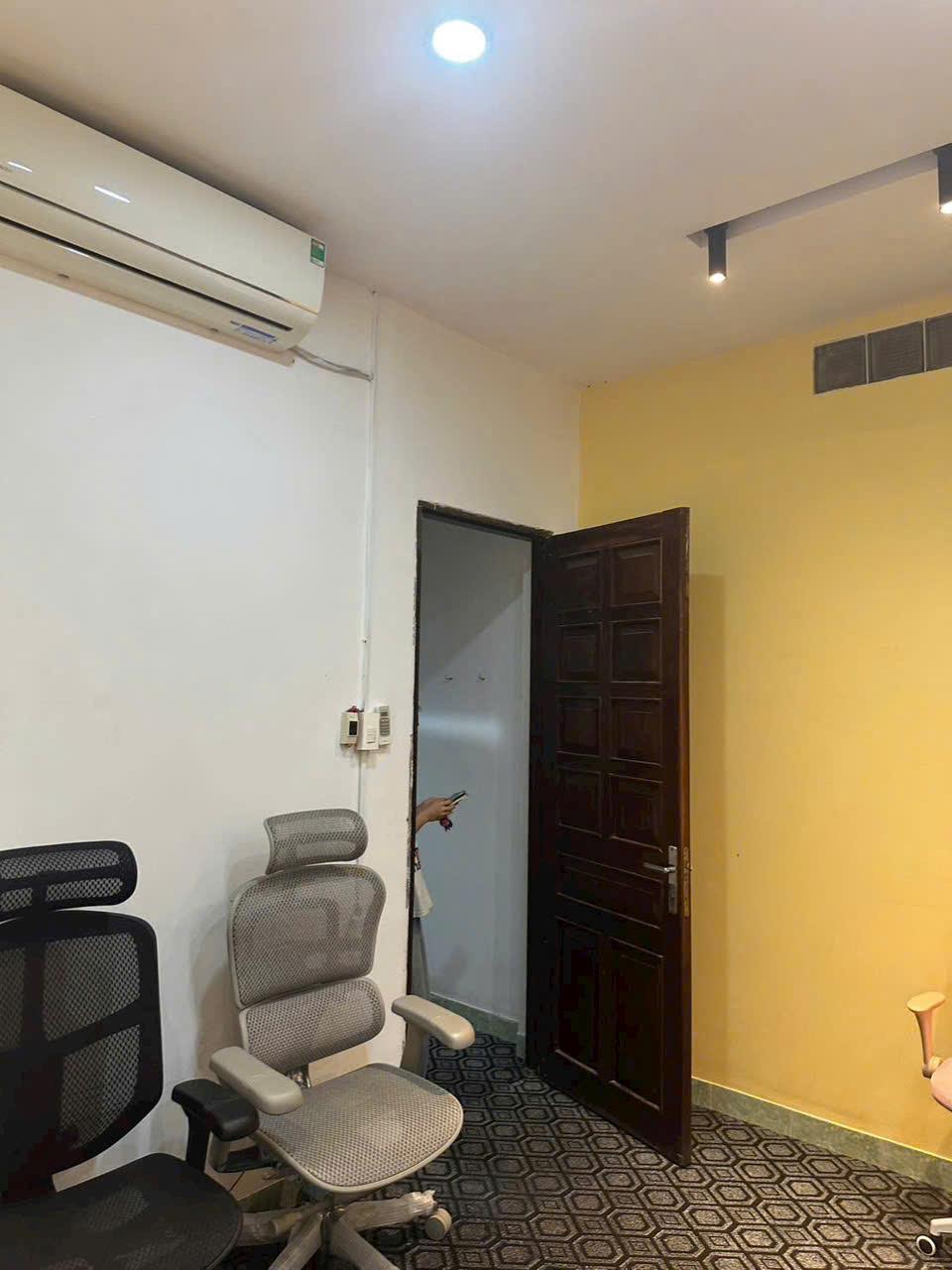BDS HVL Bán Nhà 32 Nguyễn Bá Huân, P. Thảo Điền, Quận 2 - TPHCM. 