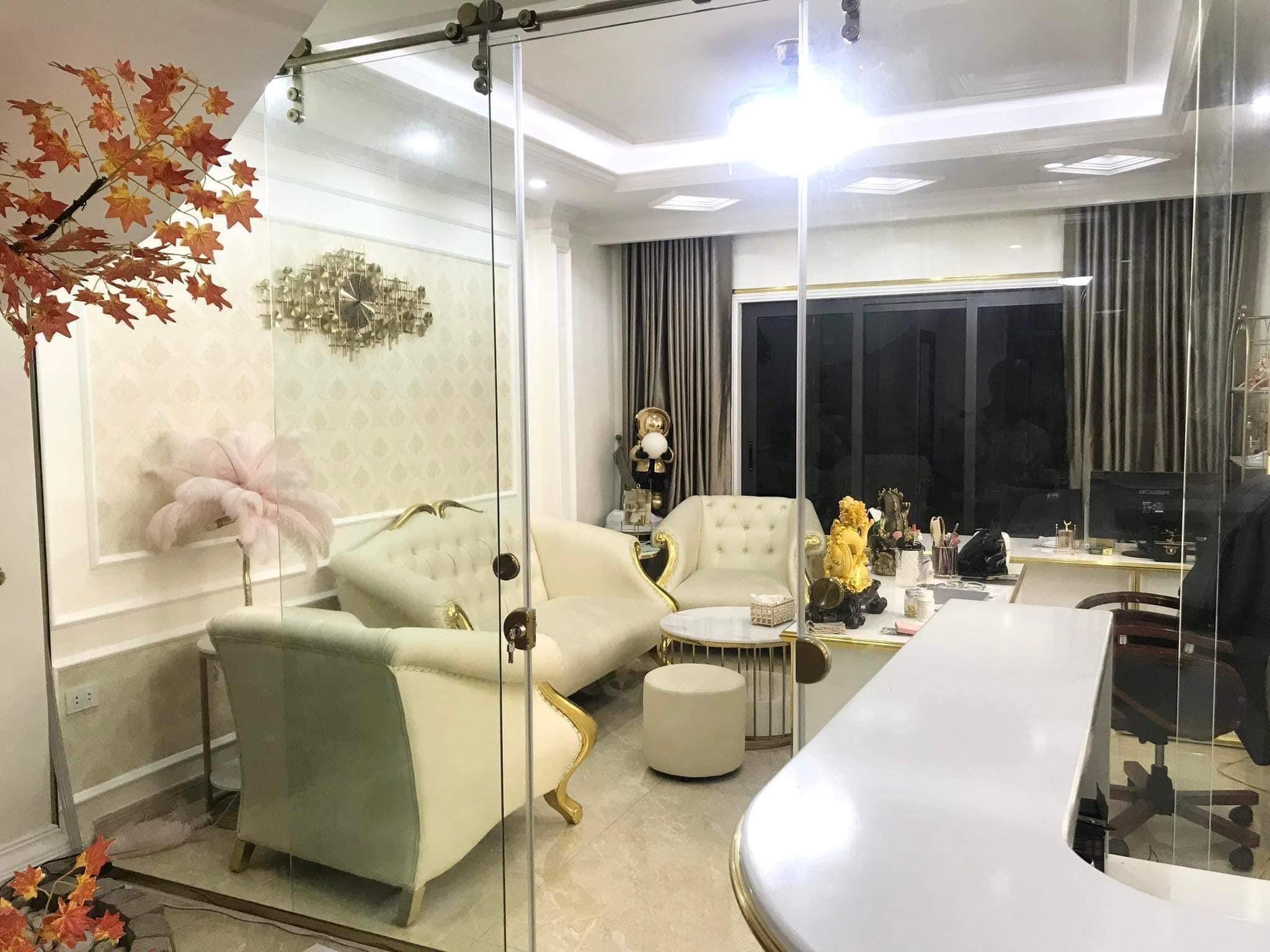 Bán gấp căn nhà Phùng Chí Kiên, Cầu Giấy, cực hiếm, 7 tầng, thang