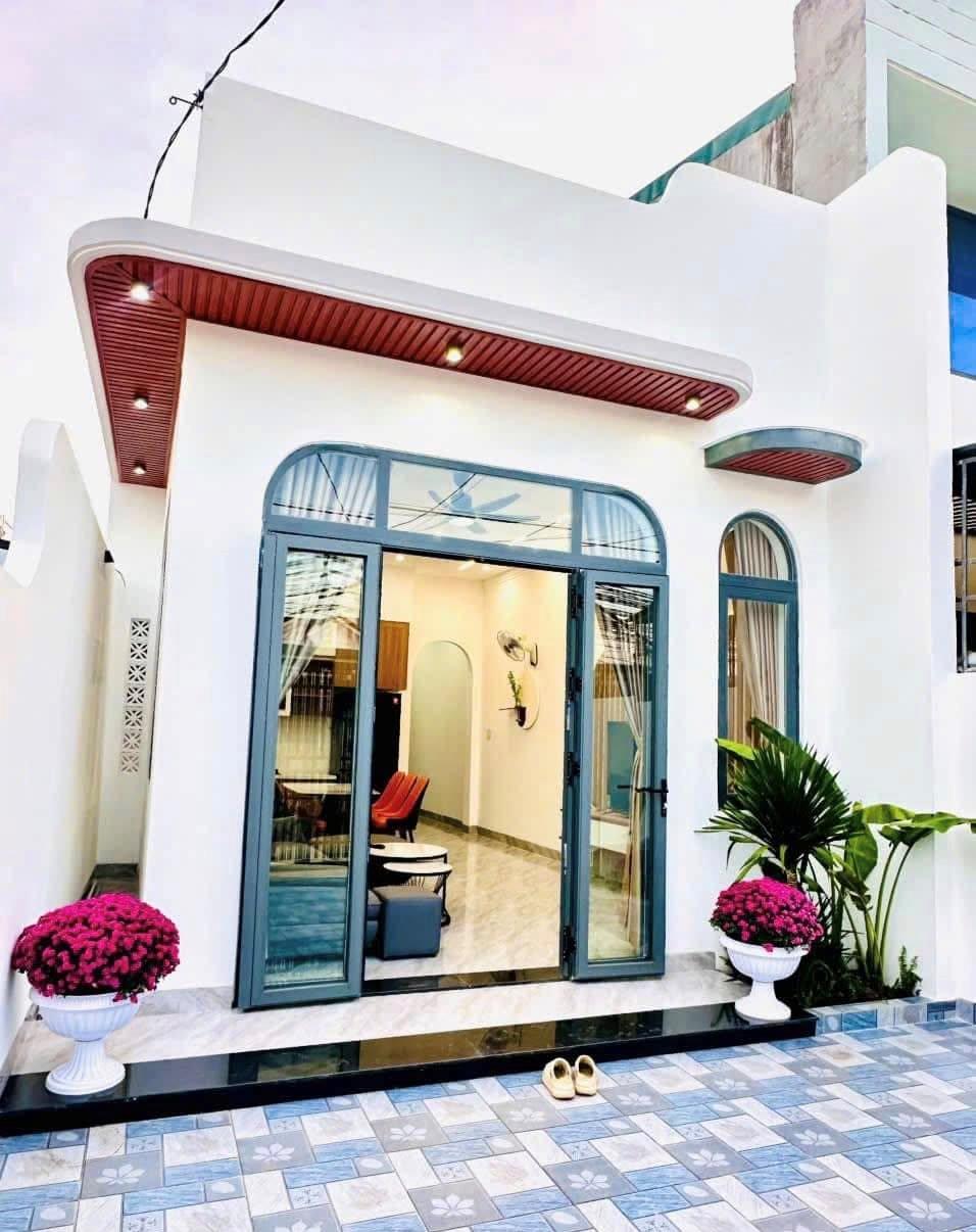 🏡 **NHÀ CẤP 4 GIÁ RẺ – CHỈ 15 PHÚT ĐẾN GO! BIÊN HÒA**  1 tỷ 380 