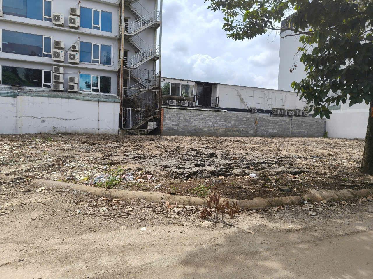 BDS  HVL BÁN LÔ 2MT 10x20m TRỤC 64 HUY HOÀNG Q2   