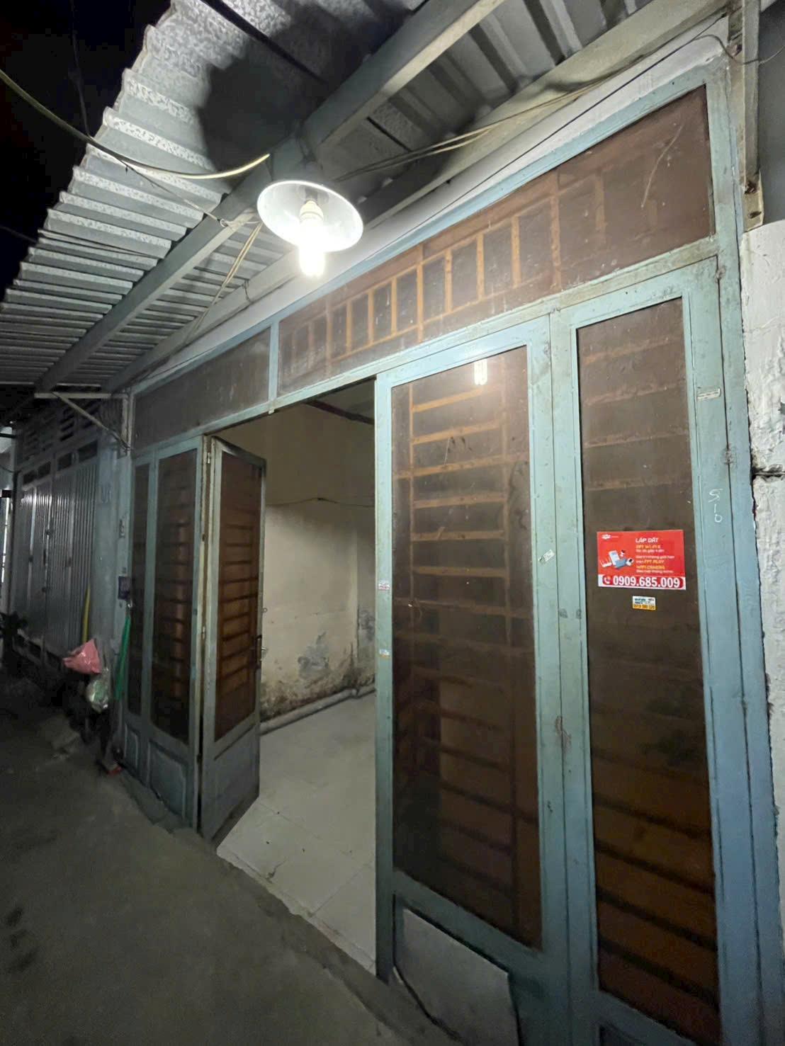 BÁN ĐẤT HẺM PHẠM VĂN CHIÊU QUẬN GÒ VẤP (MUA ĐẤT TẶNG NHÀ)