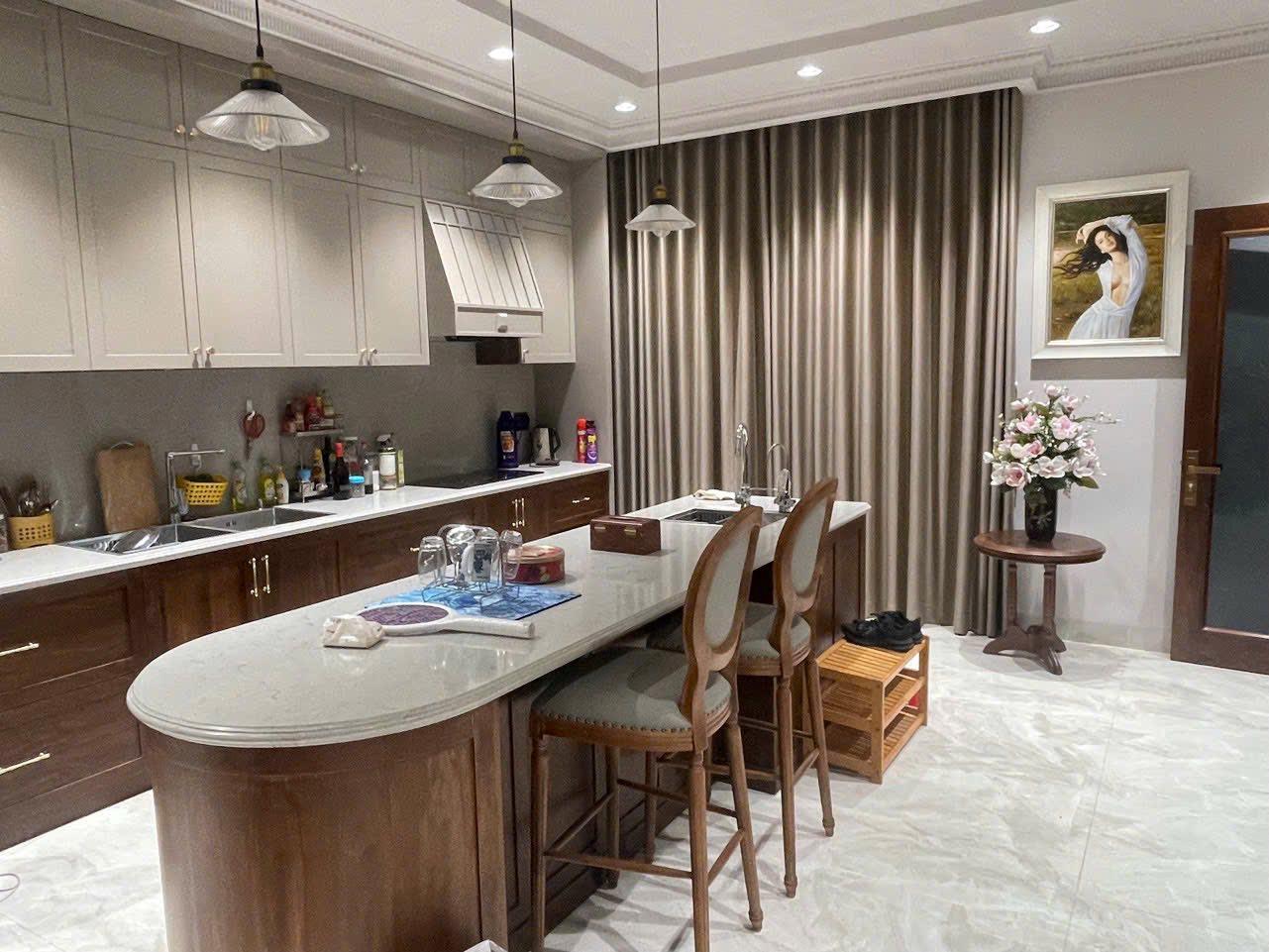 BDS HVL VỊ TRÍ ĐẸP -  KHU SUNLAKE VILLAS HOÀN THIỆN FULL NỘI THẤT 
