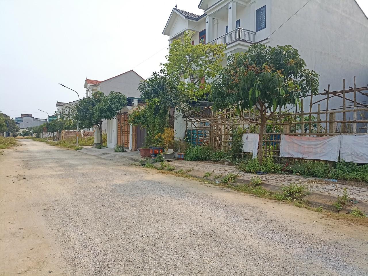 Đất khu đô thị Yên Hoà - Quán Bàu, đường nhựa 12m, mặt tiền 6m