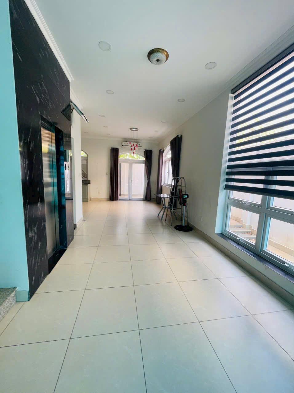 BDS HVL [NC] Em cho thuê biệt thự kdc Khang Điền - Gia Hoà Đỗ Xuân Hợp