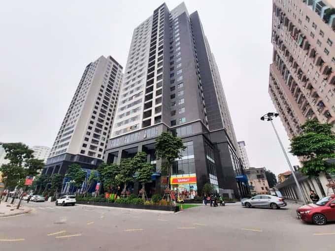 Cho thuê 1000m sàn vp tòa nhà Việt Đức Complex giá hợp lý, sẵn bàn