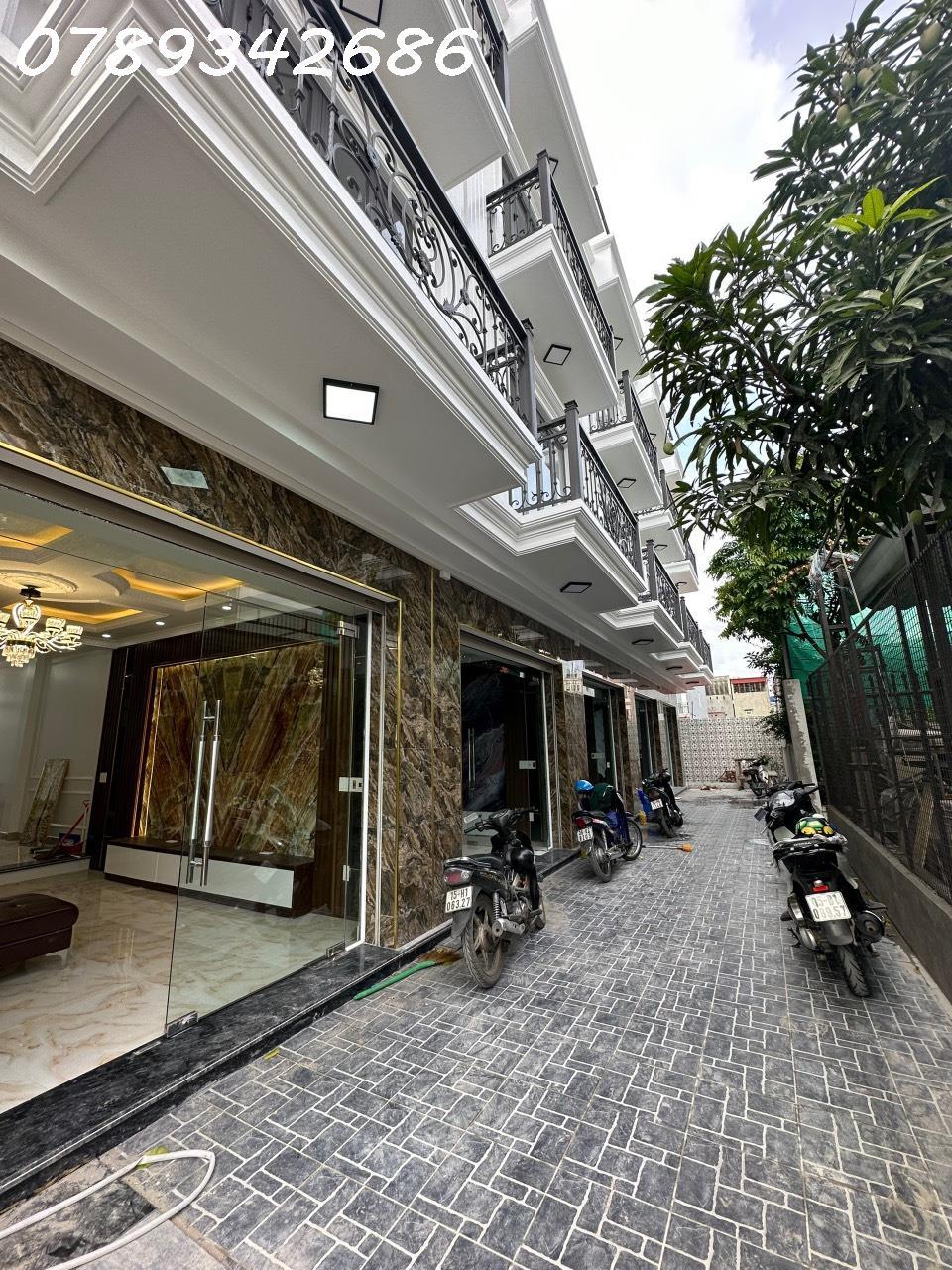 MỞ BÁN DÃY 5 CĂN XÂY MỚI VỪA HOÀN THIỆN TẠI KHÚC THỪA DỤ - THIÊN LÔI.
