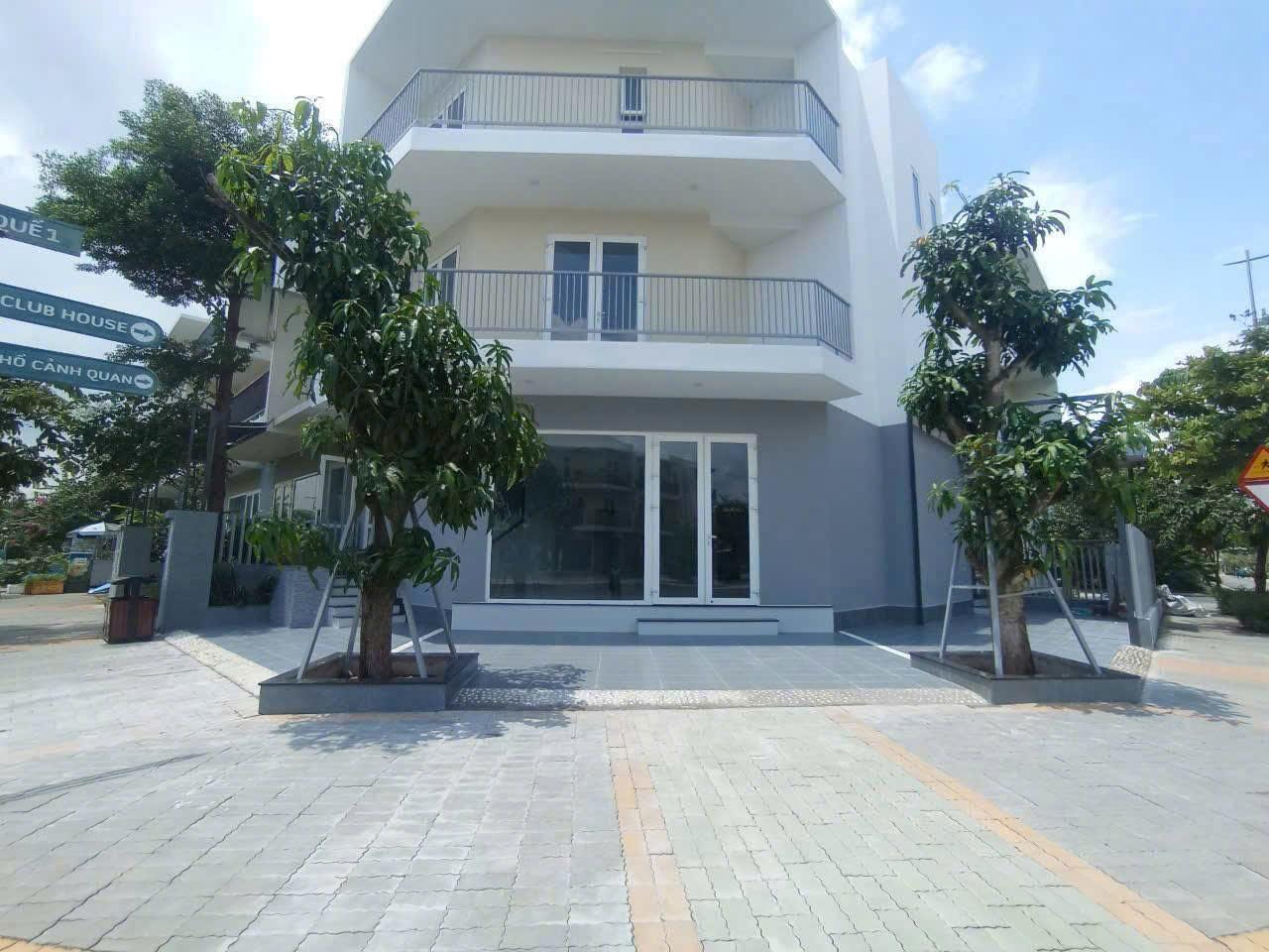 BDS HVL Cho thuê shophouse Dragon Village tại P. Phú Hữu  Q.9