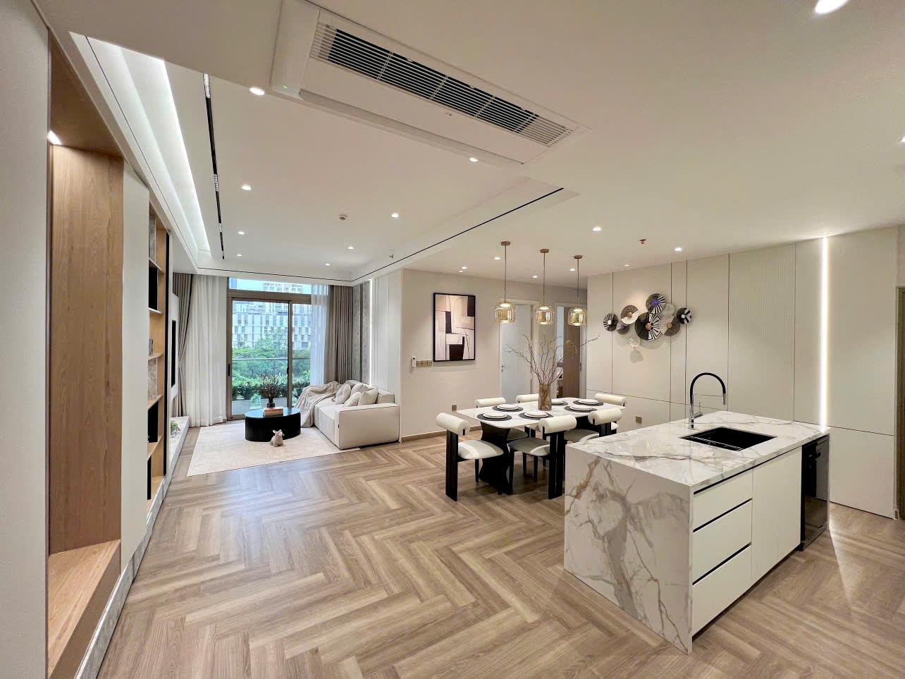 Cần bán gấp CHCC The Peak Midtown, Phú Mỹ Hưng, Quận 7