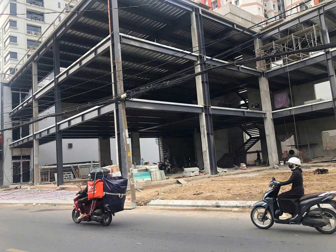 BDS HVL CHO THUÊ 2MT UNG VĂN KIÊM 2000m2 GIÁ 300tr