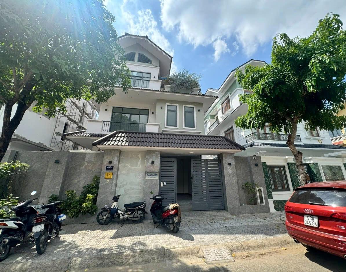 BDS HVL Cho thuê Biệt Thự Kdc Hưng Phú,Phước Long B, Ngay Vong Xoay 
