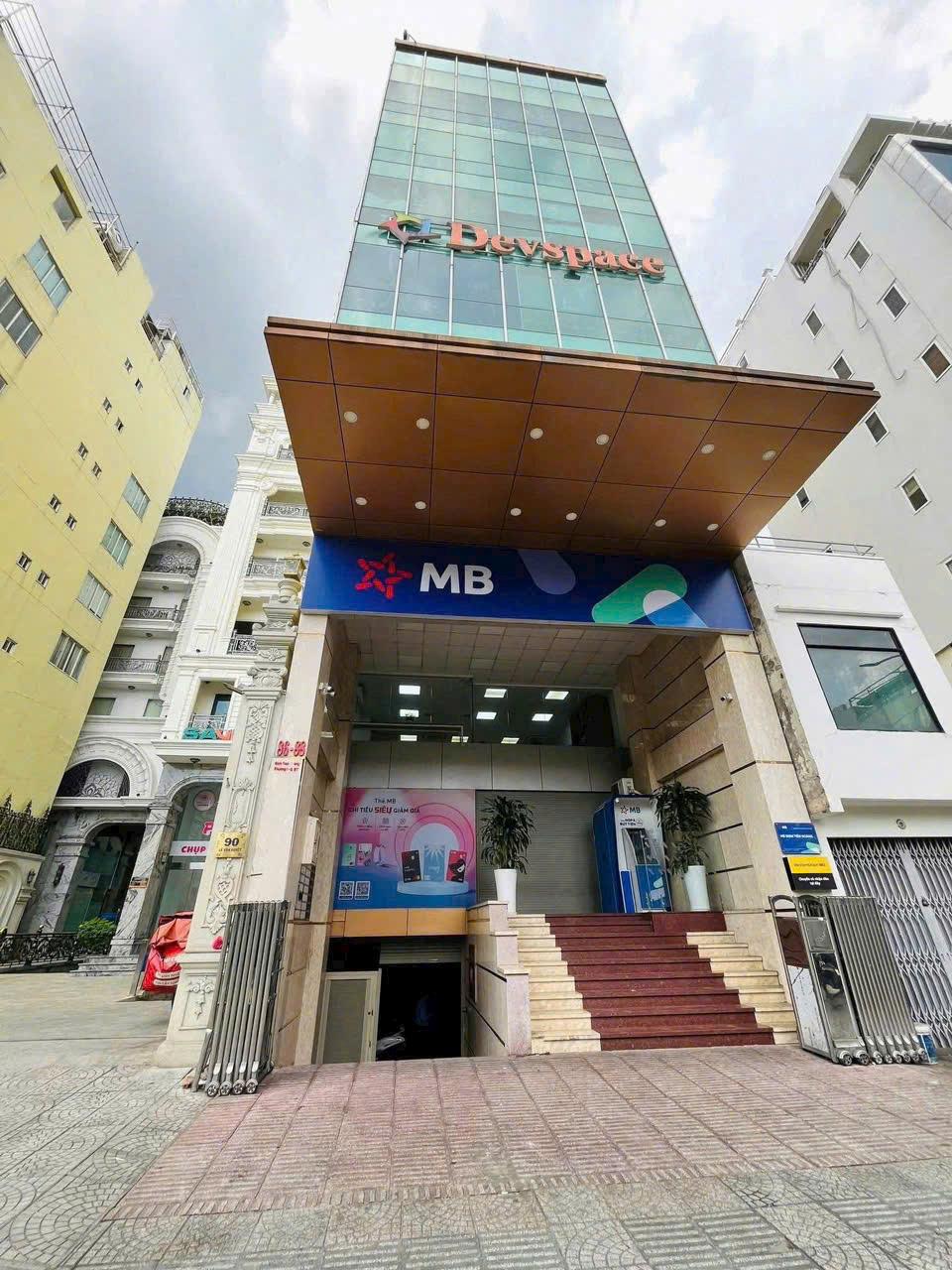 BDS HVL Địa chỉ chỉ: 86 + 88 + 82/7 Lê Văn Duyệt, Phường 1, Bình Thạnh