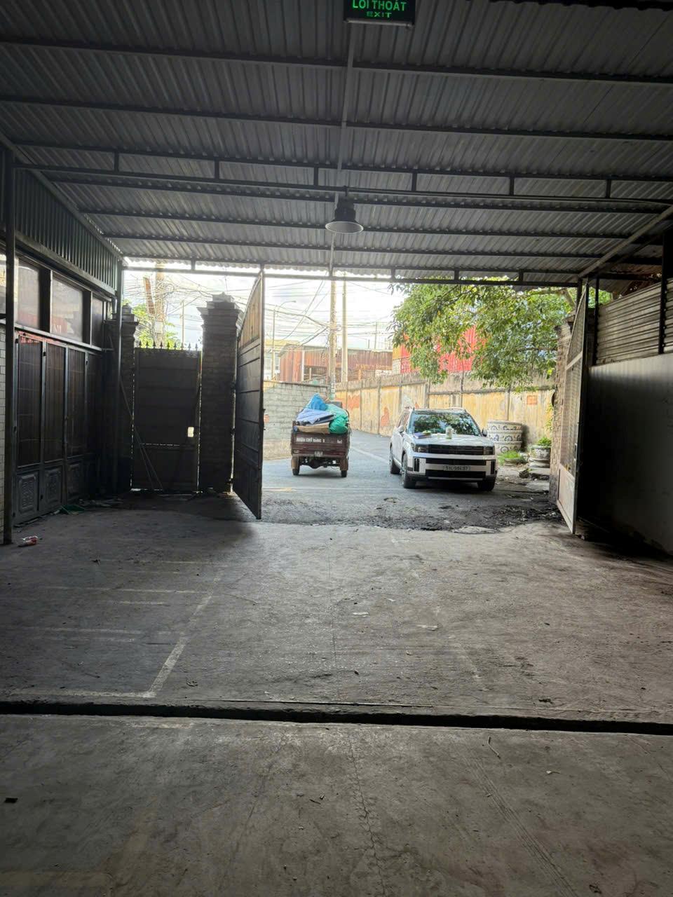 BDS  HVL Cho Thuê Kho 1000m2 ( đã có pccc) - Linh Trung Thủ Đức 