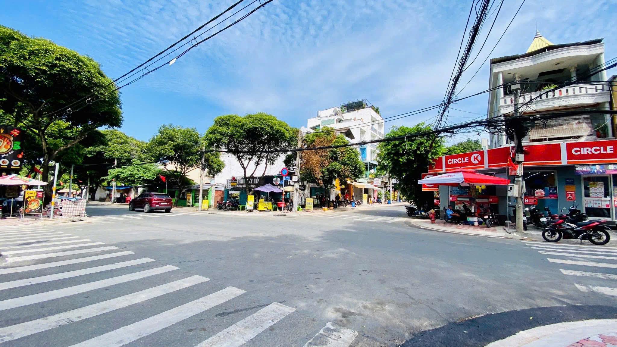 BDS  HVL CẶP SỔ XÂY VĂN PHÒNG - HOTEL - CHDV NGAY GA METRO THỦ ĐỨC