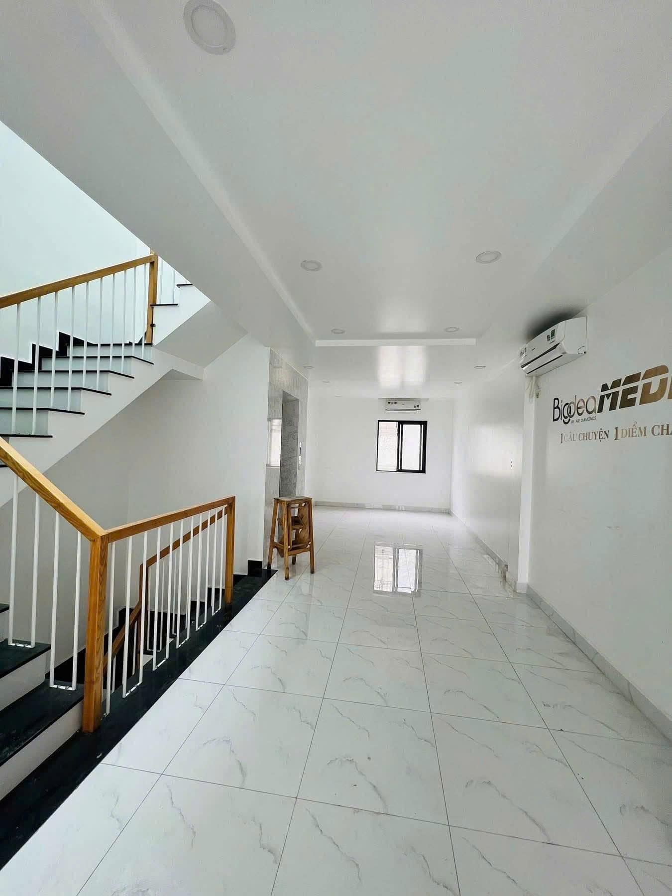 BDS HVL Cho thuê Shophouse Lakeview City Mặt Tiền Đường Lớn Song Hành 